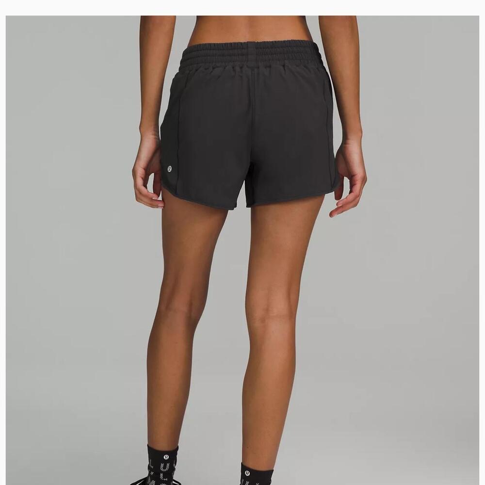 Lululemon Hotty Hot Short 4 High Rise size 6
